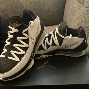 Nike LeBron 17 low.  White metallic gold